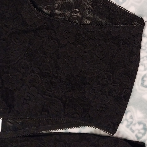 Morgan Taylor Black Lace Camisole and Matching Lace Boy Short - Picture 3 of 7